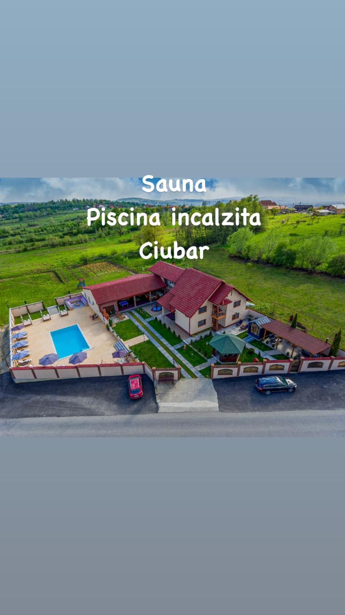 Pensiunea Adrian Novaci-Străini Exteriör bild